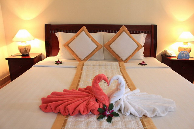 Phòng Deluxe - Hotel24h.net
